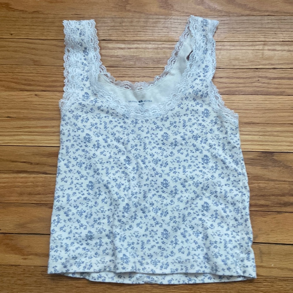 brandy melville tank! with flowers.